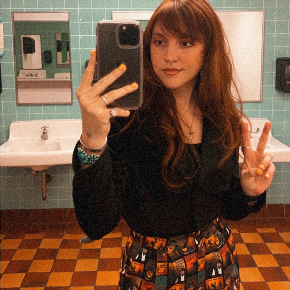 Meet your Posher, Elizabeth